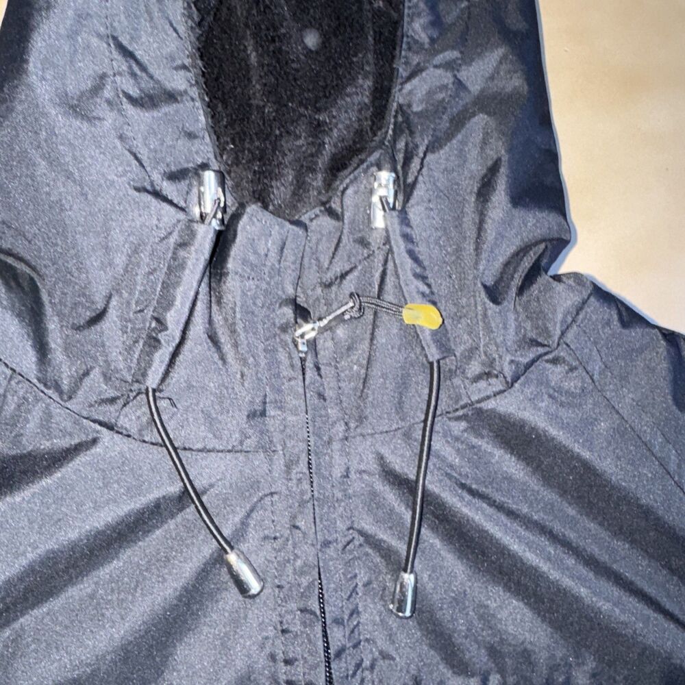 Women’s London Fog Black Size Med Hooded Jacket Zipper Close Pockets - Picture 2 of 8